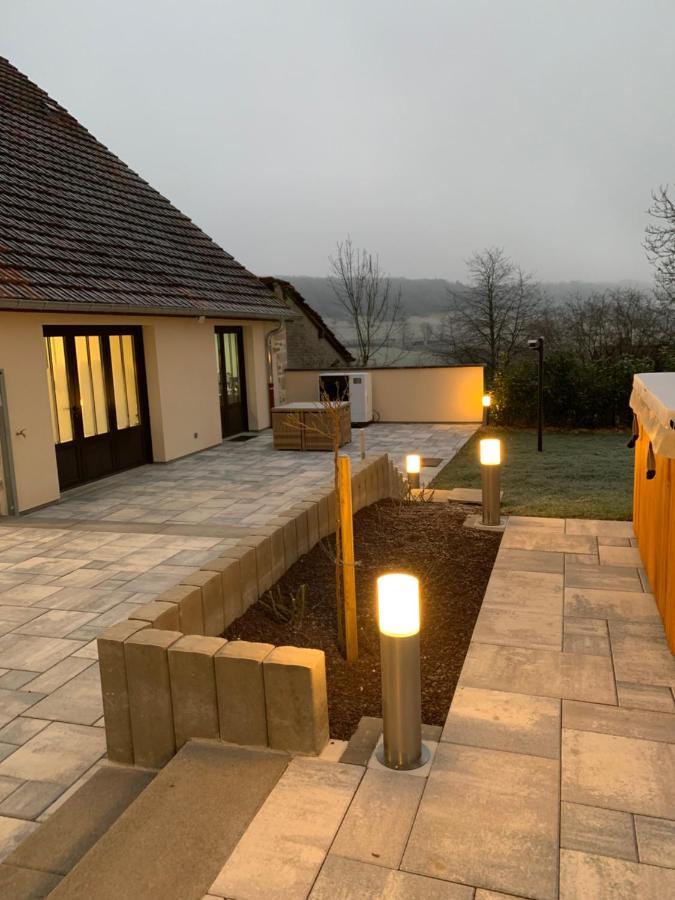Chez La Rose Luxueuse Cottage Avec Jacuzzi Rouvres-la-Chétive Esterno foto