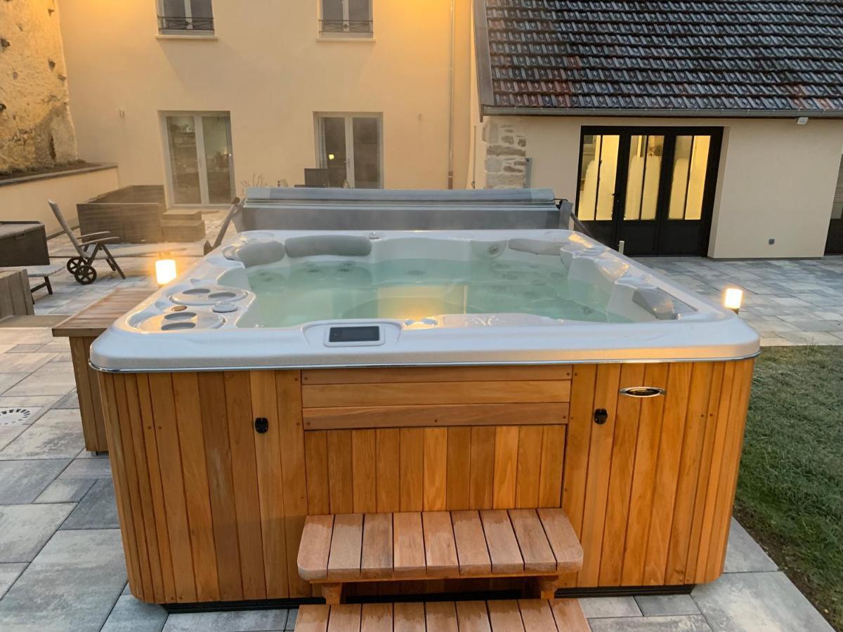 Chez La Rose Luxueuse Cottage Avec Jacuzzi Rouvres-la-Chétive Esterno foto