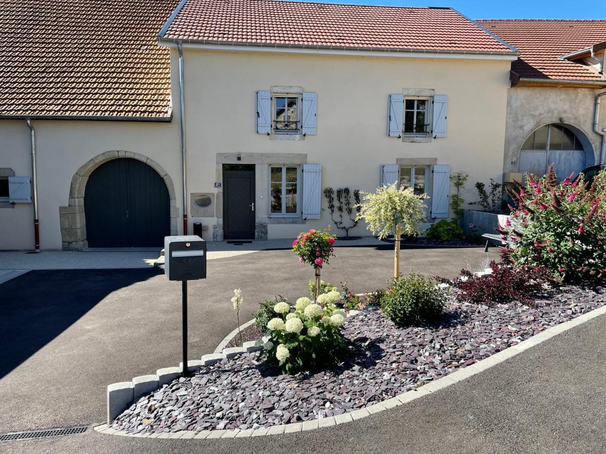 Chez La Rose Luxueuse Cottage Avec Jacuzzi Rouvres-la-Chétive Esterno foto